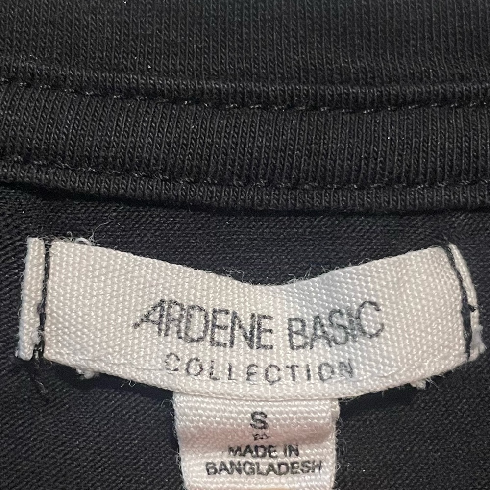 Basic Tee - Picture 2 of 3